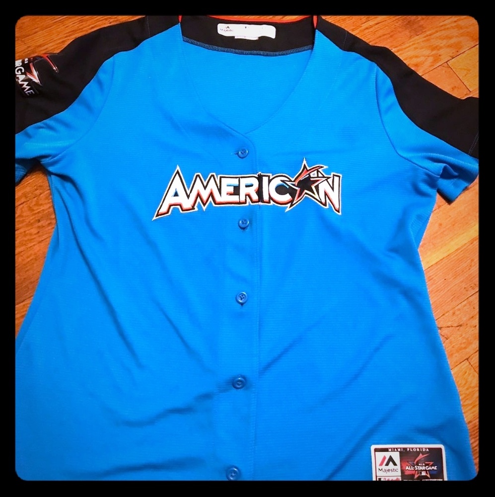 2017 authentic all star womens jersey size XL.